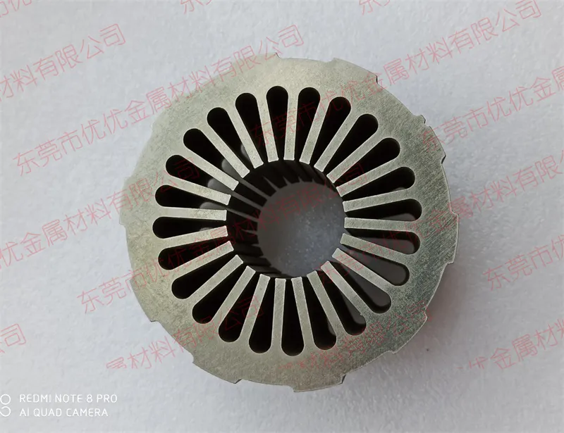 Stator et noyau de rotor de moteur en silicium ultra mince baosteel