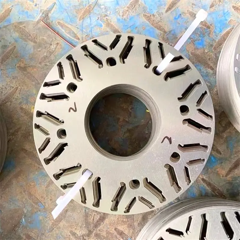 conception de rotor à haute résistance pour les machines à réluctance commutée ultra haute vitesse 35hxt680t